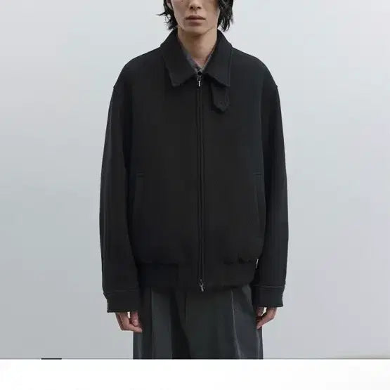 [SOLD OUT] 어나더오피스 Volume Blouson (Black)