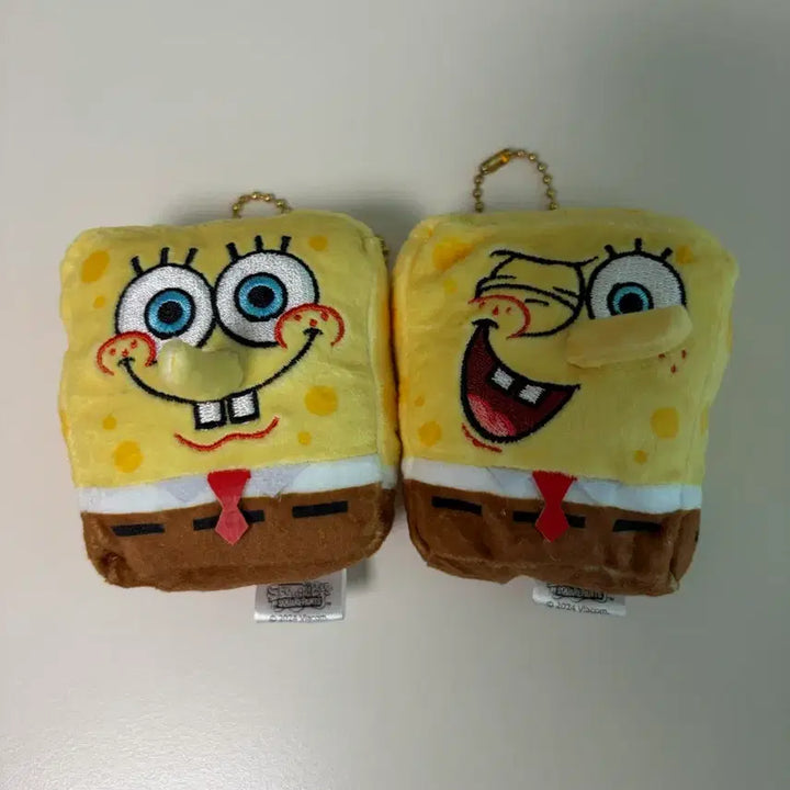 [BUNJANG] SpongeBob SquarePants Set of 2 Gashapon Figure Keychains / 일괄)스폰지밥 인형 키링 가챠 2종