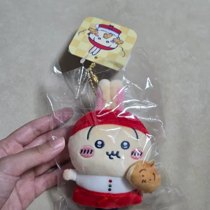 [BUNJANG] Chiikawa Yakki Usagi Staff Mascot / 치이카와야끼 우사기 점원 마스코트