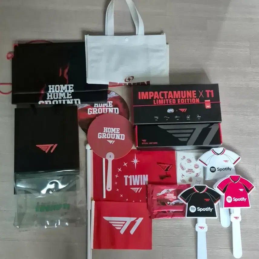 [BUNJANG] T1 Homeground Merchandise Bundle / 티원홈그라운드 굿즈 일괄 T1 응원팔찌 쇼핑백 응원도구 등