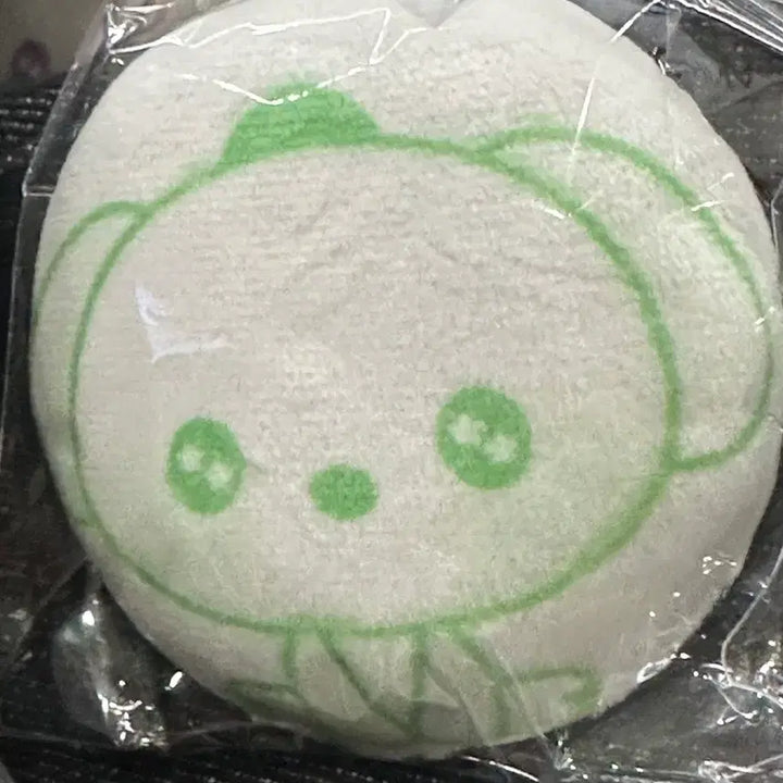 [BUNJANG] RIIZE Archive Pop-up Anton "Meongryong" "Mallang" Pin Button Cushion (Sealed) / 라이즈 아카이브 팝업 멍룡이 앤톤 말랑 핀버튼 가챠 미개봉 쿠션 양도
