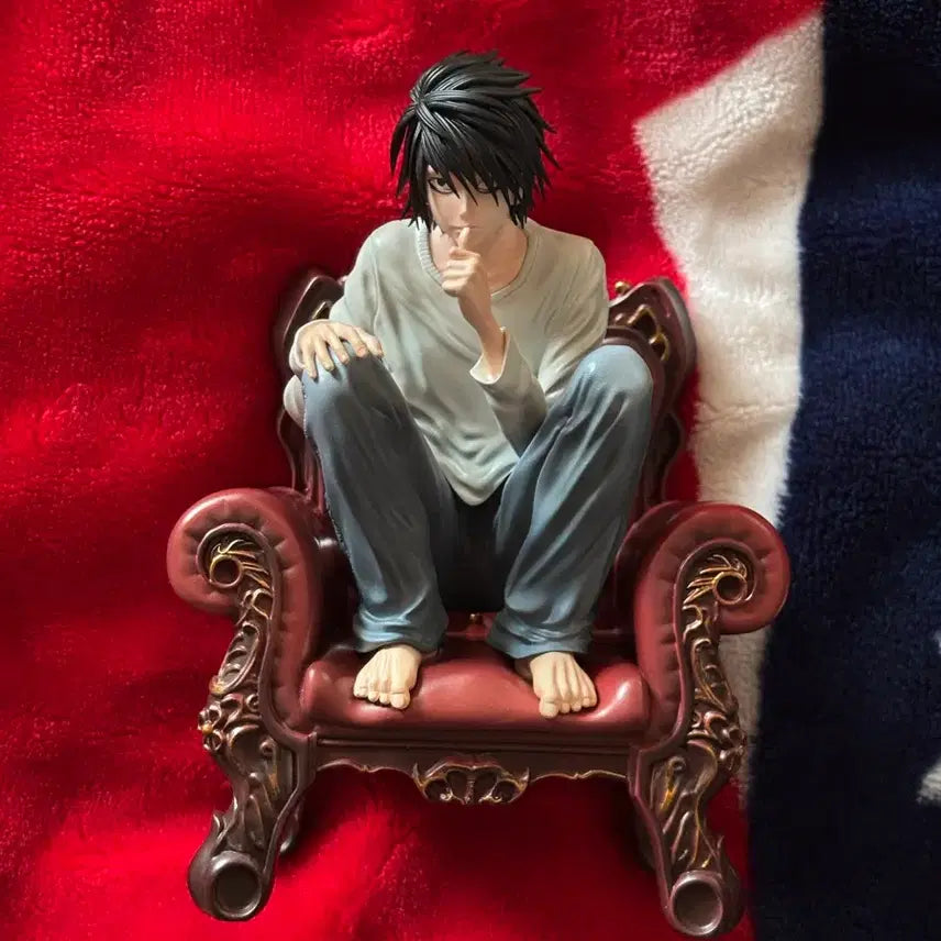 [BUNJANG] Laoa Studio Death Note L Resin Seated Figure / Laoa Studio 데스노트 L 엘 레진 좌상 피규어