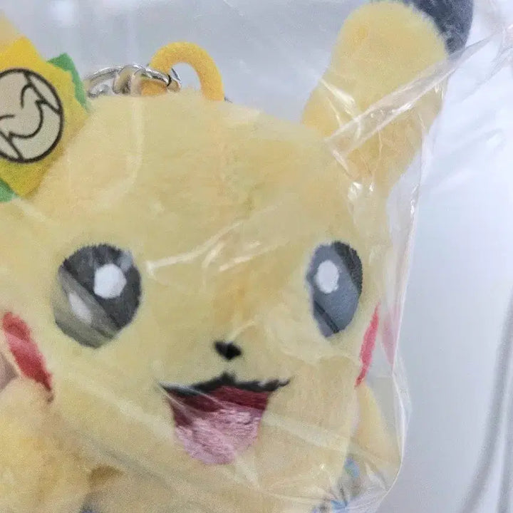 [BUNJANG] Pokémon Pikachu Doll Keychain (Olive Young Exclusive) / 원가 이하 ) 한국한정 올리브영 포켓몬 피카츄 인형 키링