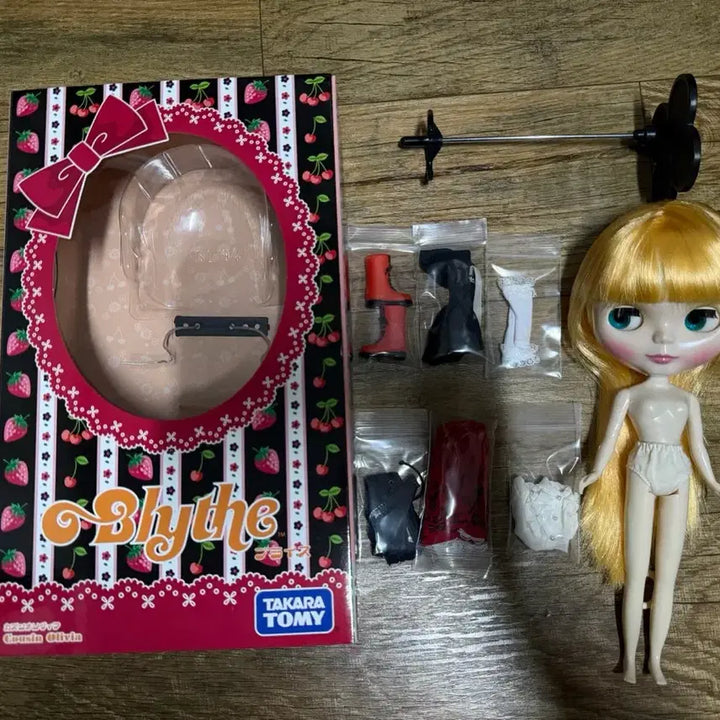 [SOLD OUT] 브라이스 커즌 올리비아 판매
