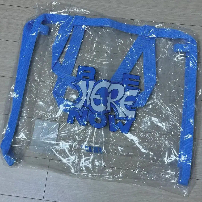 [SOLD OUT] 온앤오프 BE HERE NOW 비치백