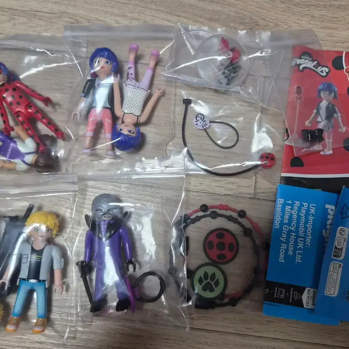 [BUNJANG] Miraculous Ladybug &amp; Cat Noir Playmobil Figure / 미라큘러스 레이디버그와 블랙캣 플레이모빌