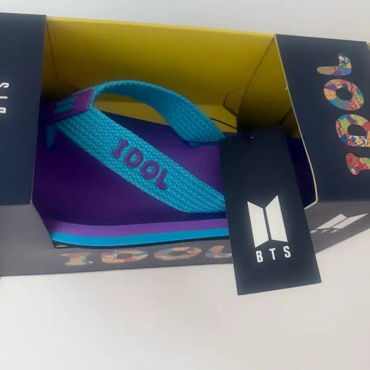[BUNJANG] BTS IDOL Goods Slippers / BTS IDOL 굿즈 슬리퍼