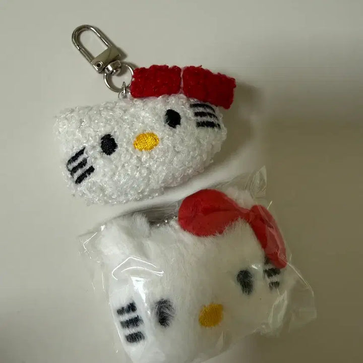 [BUNJANG] Hello Kitty Keychain Bundle / 키티 키링 / 키티 인형 키링 일괄