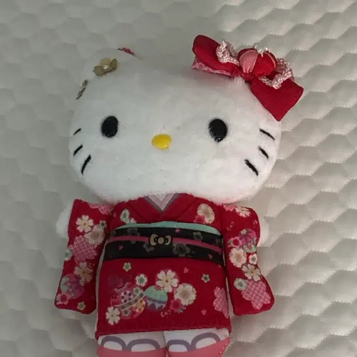 [BUNJANG] Sanrio Hello Kitty Kimono Plush / 키티 솜인형 기모노 복장