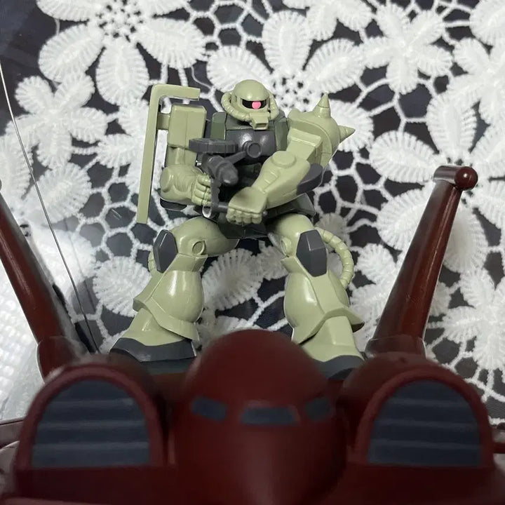 [BUNJANG] Bandai Mobile Suit Gundam Zaku &amp; Gouf Remote Control Figures / 건담 RC카 구프 자쿠 리모트컨트롤 고전 피규어 건프라