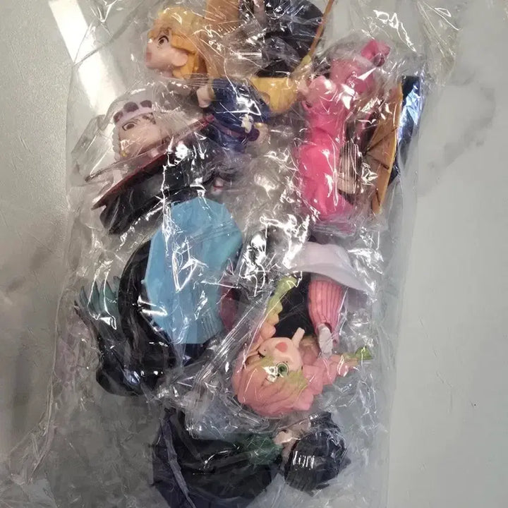 [BUNJANG] Demon Slayer 6-Piece Umbrella Figure Set (Sealed) / 귀멸의 칼날 우산 피규어 미개봉 6종 세트로 일괄 판매합니다.