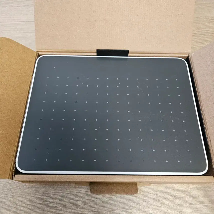 [BUNJANG] Wacom One Pen Tablet CTC-4110WL Wireless Bluetooth / 와콤 원 CTC-4110WL