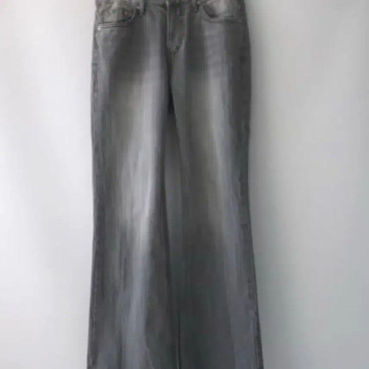 [BUNJANG] Kieira Bootcut Jeans / 키이라 부츠컷 청바지