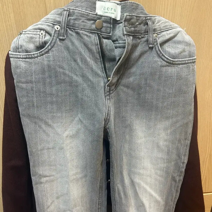 [BUNJANG] Kieira Bootcut Jeans / 키이라 부츠컷 청바지
