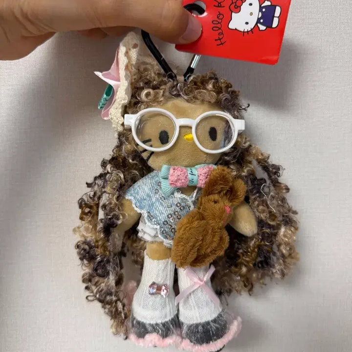 [BUNJANG] Gyaru Tanning Hello Kitty Doll Keychain / 갸루 롱다리 태닝키티 인형 키링