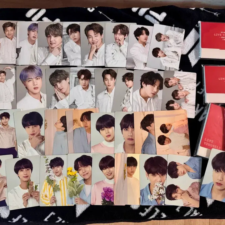 [BUNJANG] BTS Love Yourself Concert Mini Photocard Bundle Set / 방탄소년단 럽셀콘 미니포카 4세트 일괄