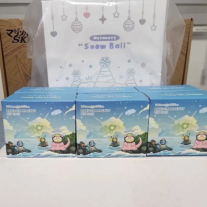 [BUNJANG] Pokemon Ditto Snow Globe + Jeju Edition Random Magnets (Bundle Set) / [미개봉] 포켓몬 메타몽 스노우볼 + 제주 에디션 랜덤 마그넷 6개 일괄
