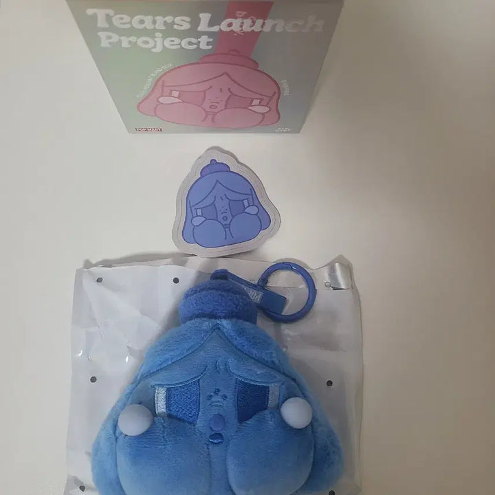[BUNJANG] Pop Mart Crybaby Tear Blaster Keychain / 팝마트 크라이베이비 눈물발사 키링 판매