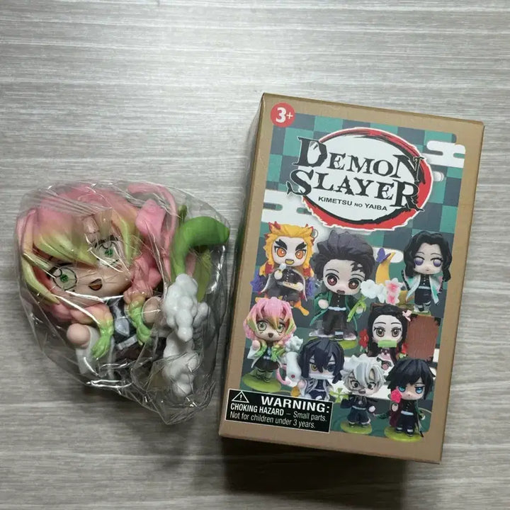 [BUNJANG] Demon Slayer Mitsuri Mini Figure / 귀멸의칼날 미츠리 미니 피규어