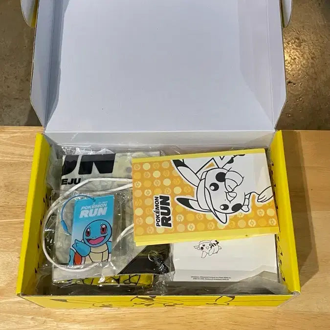 [BUNJANG] Pokemon Run 2025 Jeju Silver Medal Kit Pikachu / 15)포켓몬 런 2025 제주 은메달 키트 피카츄