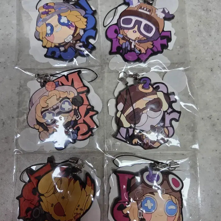 [BUNJANG] Identity V Abyss Series 4 Rubber Strap &amp; Sticker Bundle / 제5인격 심연의 부름 4 심연 러버스트랩 스티커 6종 일괄