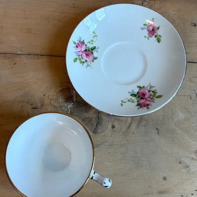 [BUNJANG] 1960s British Vintage Aynsley Tea Cup and Saucer / 1960년대 영국 빈티지 스탠포드셔 앤슬리 컵앤소서