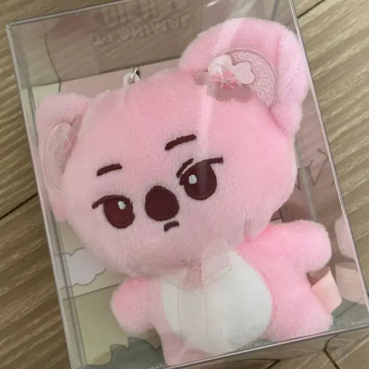 [BUNJANG] T1 Animal Blossom Keychain / [미개봉/새상품] 티원굿즈 페이즈 티원 t1 애니멀 벚꽃 블라썸 티원키링