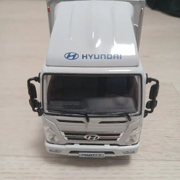 [BUNJANG] 1:32 Scale Hyundai Mighty Truck Diecast Model / 1:32 현대 마이티 트럭 다이캐스트 지그마리 현대 마이티