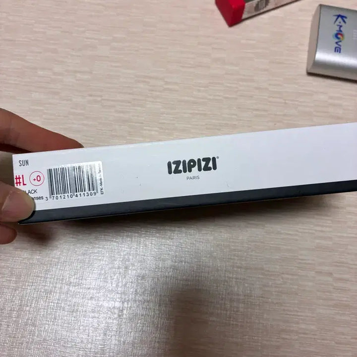 [BUNJANG] IZIPIZI Sunglasses Case Black / 이자이피지 선글라스 블랙 케이스