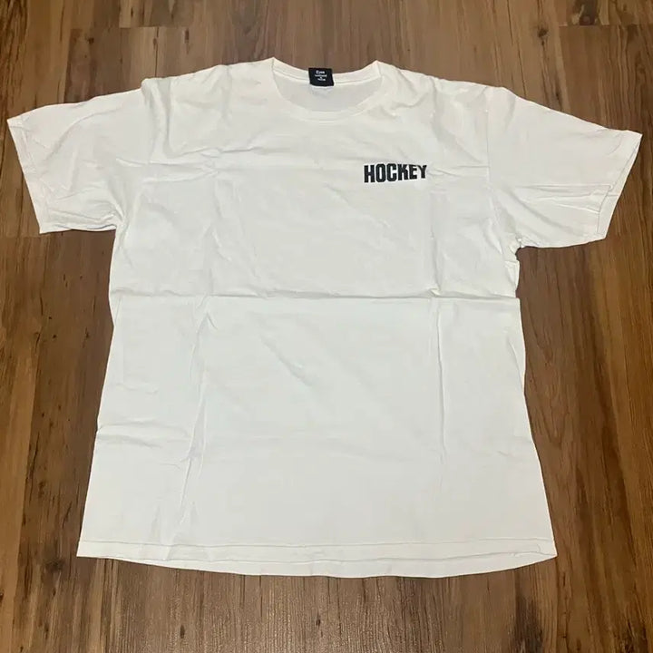 [BUNJANG] Hockey x Independent Trucks T-shirt XL / 하키 hockey x 인디펜던트 트럭 independent 티셔츠 XL