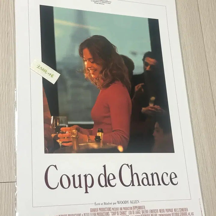 [BUNJANG] Artgraphy Lucky Day in Paris Movie Poster (A3) / [아트그라피]영화 럭키데이 인 파리 아트그라피 포스터(A3)
