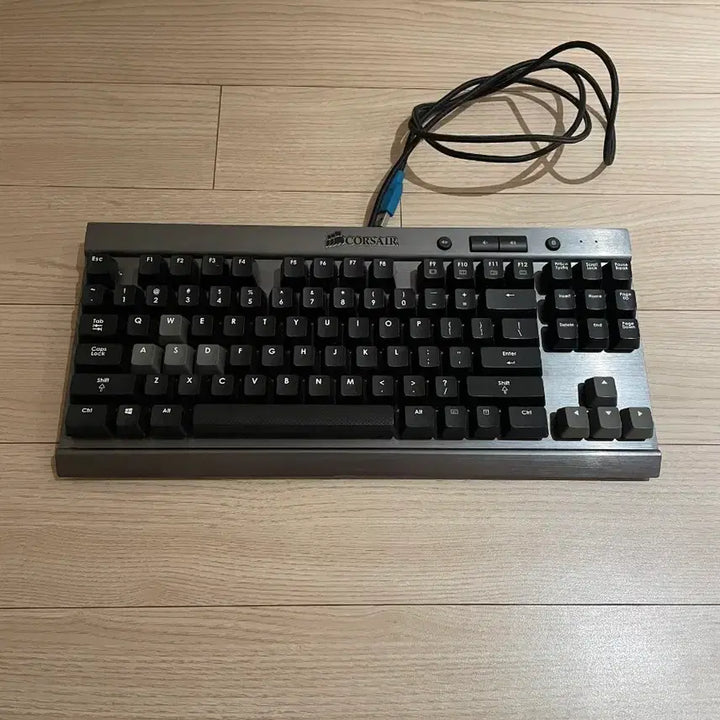 [BUNJANG] Corsair K65 Cherry MX Red Mechanical Keyboard / 커세어 키보드 K65 체리적축