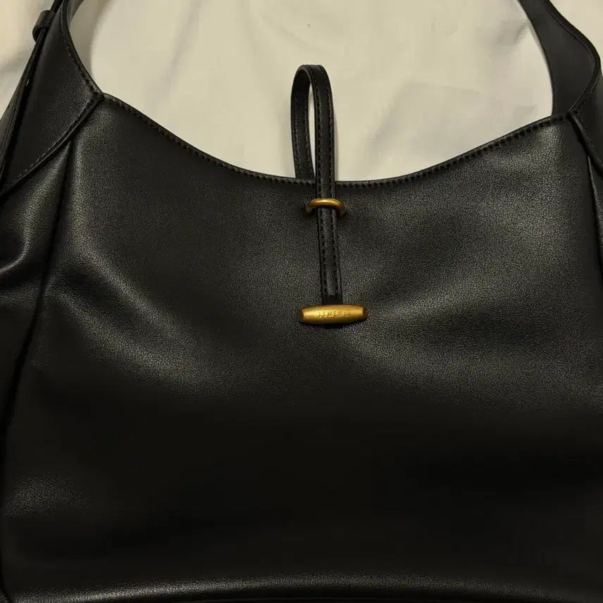 [BUNJANG] LEMAIRE Croissant Bag Black / 르메메 삭 로망 블랙