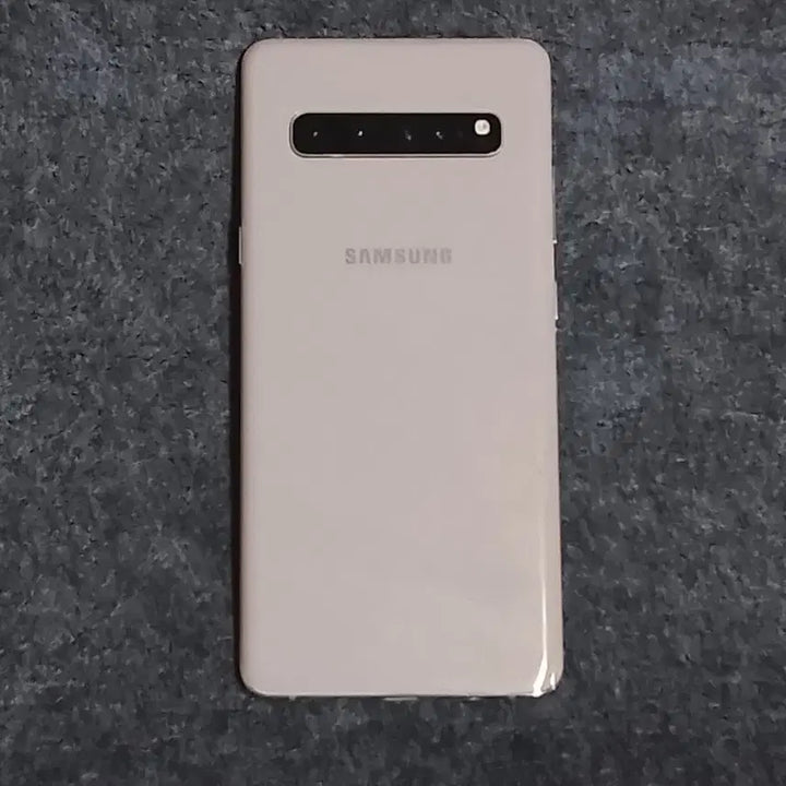 [BUNJANG] Samsung Galaxy S10 5G 256GB Smartphone / 삼성 갤럭시 S10 5G 256gb 갤럭시 스마트폰.