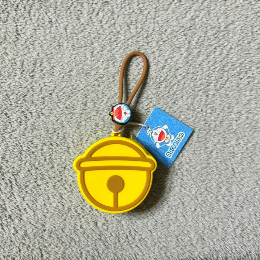 [BUNJANG] Doraemon Bell Silicone Pouch Coin Purse Mini Bag with Keychain / 도라에몽 방울 실리콘 파우치 동전지갑 미니백 키링