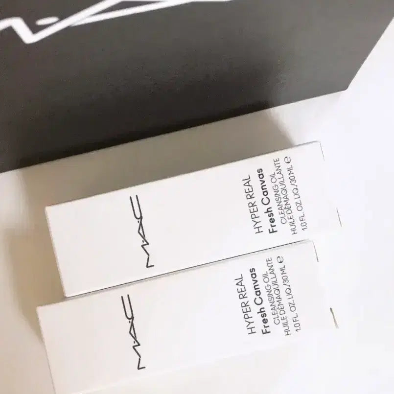 [BUNJANG] MAC Hyper Real Fresh Canvas Cleansing Oil (60ml) / 맥 하이퍼 리얼 프레쉬 캔버스 클렌징 오일 60ml