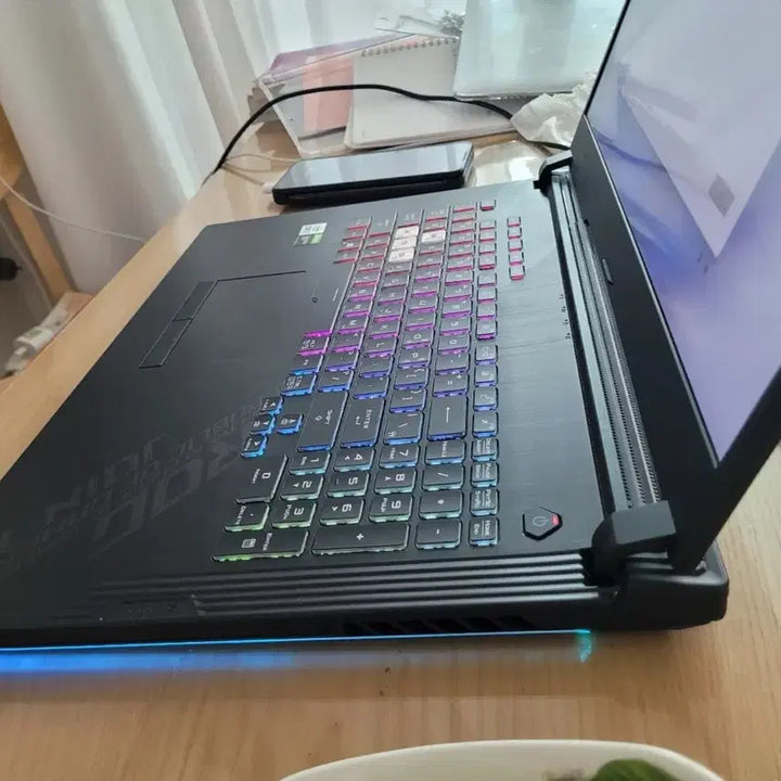 [BUNJANG] ASUS ROG STRIX G712L Gaming Laptop / ASUS ROG STRIX G712L 게이밍 노트북