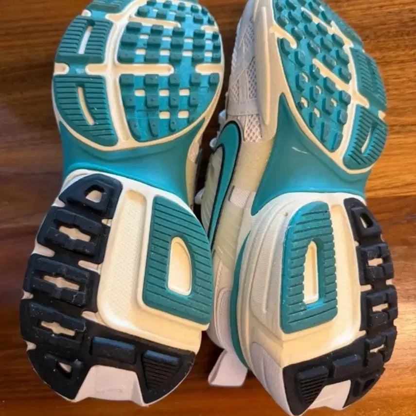 [BUNJANG] Nike V2K Run Sneakers Blue / 나이키 v2k런 블루 나이키 정품 상태좋음