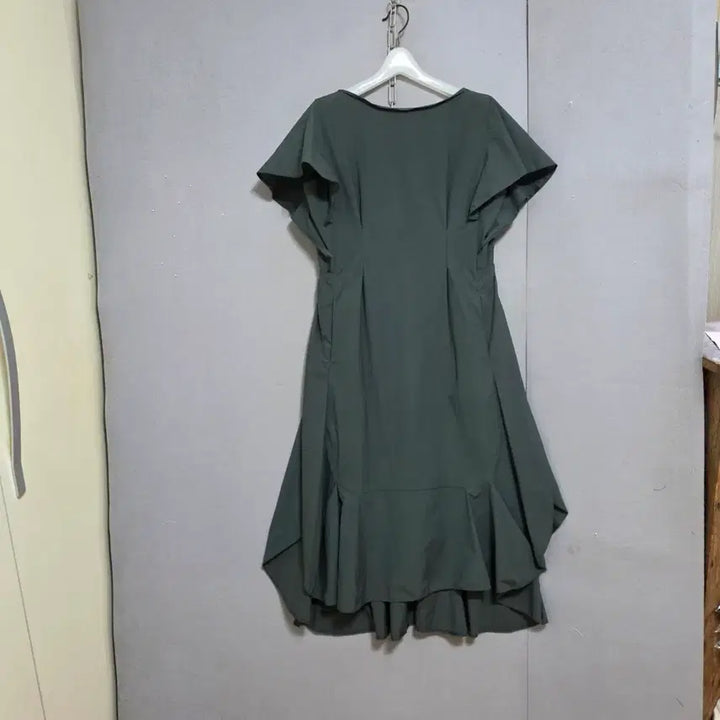 [BUNJANG] Mine Windbreaker Style Material Dress / 마인 바람막이스타일소재 원피스 55  n6257