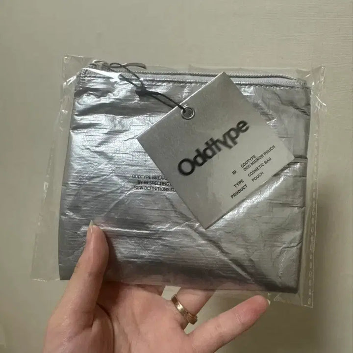 [BUNJANG] Silver Mini Pouch / 실버 미니파우치