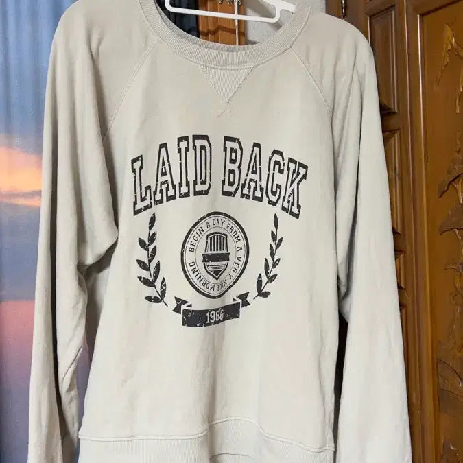 [SOLD OUT] 뮤트베이지 맨투맨