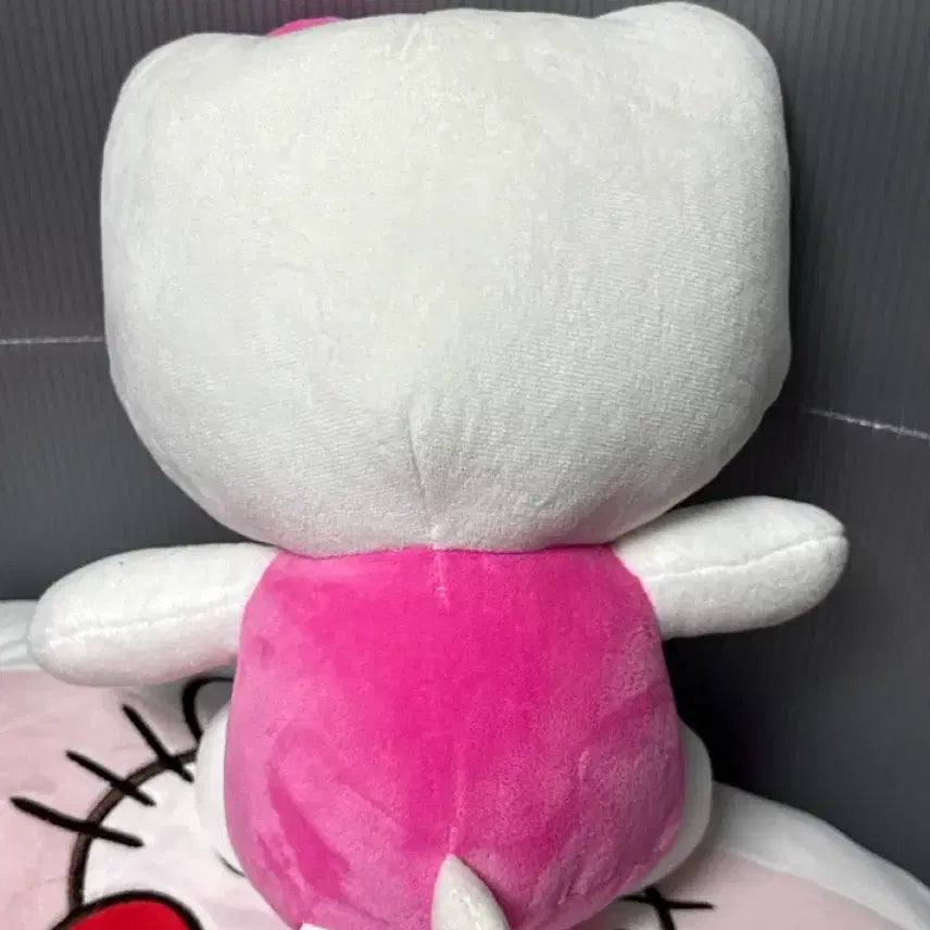 [BUNJANG] Hello Kitty Stuffed Toy Pink New / 헬로키티 인형 핑크 새상품