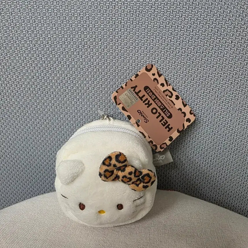 [BUNJANG] Sanrio Hello Kitty Mini Square Pouch Keyring Doll (5cm) / 정품_새상품)산리오 헬로키티 미니 스퀘어 파우치 키링 인형 5cm