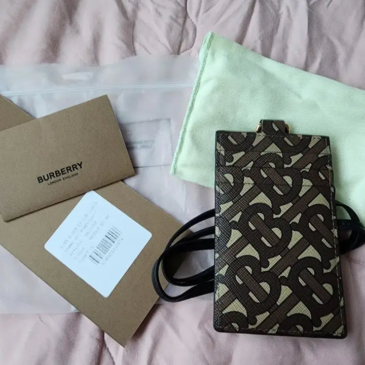 [BUNJANG] Burberry TB Monogram Card Holder Brown / 버버리 TB 모노그램 카드 홀더 브라운