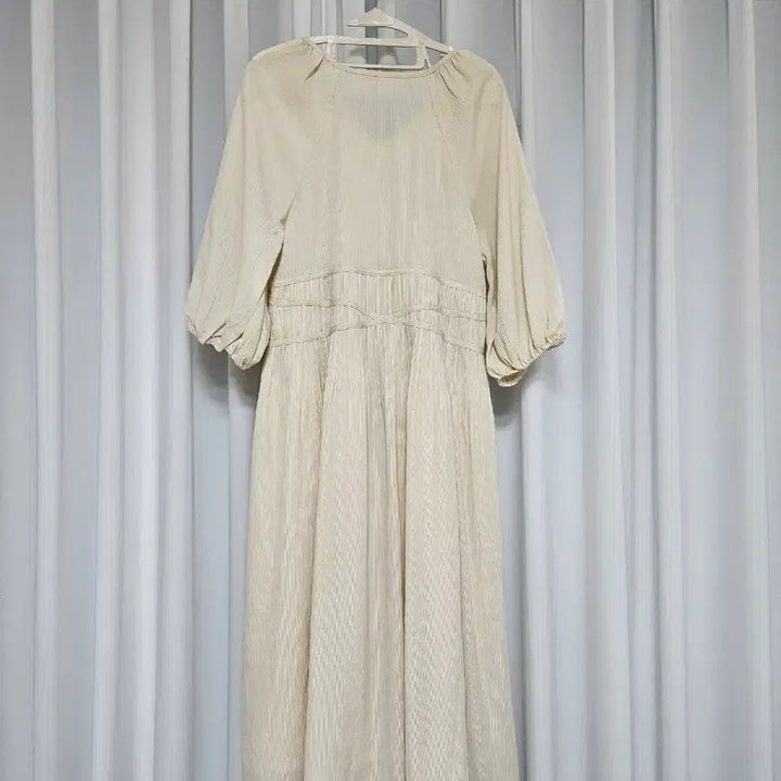 [BUNJANG] V-Neck Long Dress / 브이넥 롱원피스