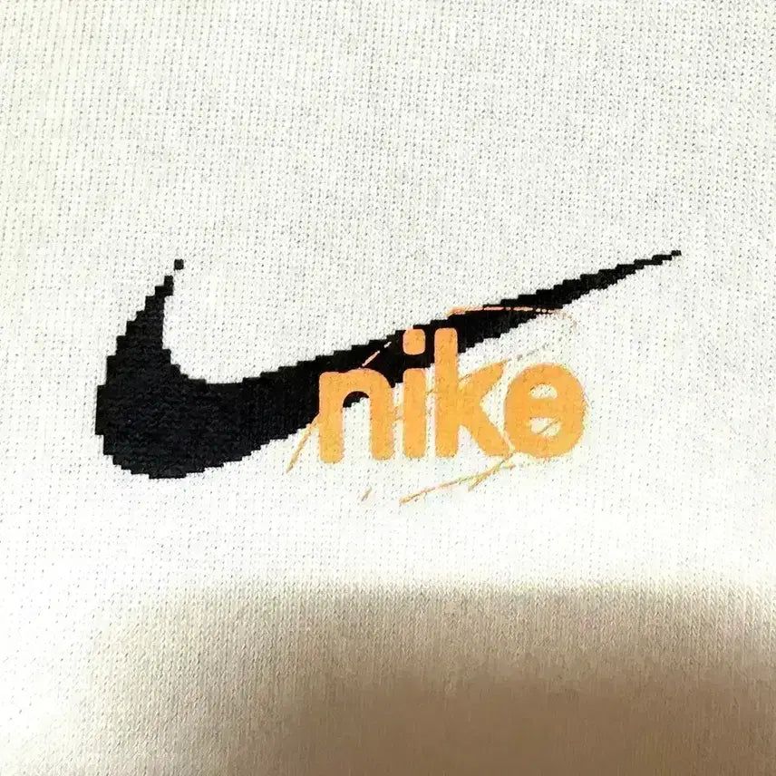 [BUNJANG] Nike Dri-FIT Training Long Sleeve Sweatshirt / [L,100]나이키 기능성 트레이닝 맨투맨 긴팔티