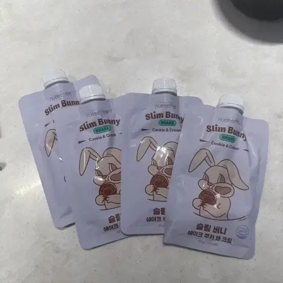 [BUNJANG] Slim Bunny Shake Cookie &amp; Cream (4 Pack) / 슬림버니 쉐이크 쿠키앤크림 4