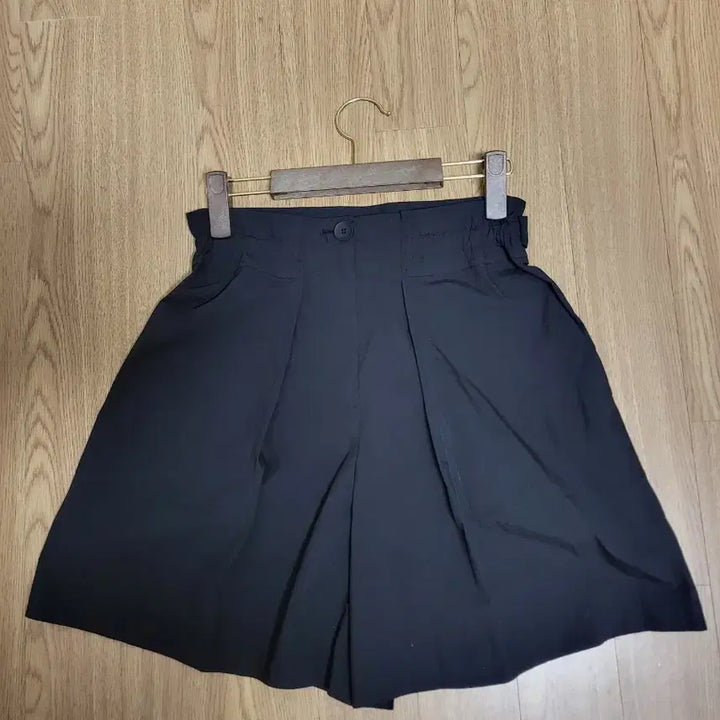 [BUNJANG] TIME Postmodern Black Culottes Pants / 타임 포스트모던 블랙 큐롯 팬츠
