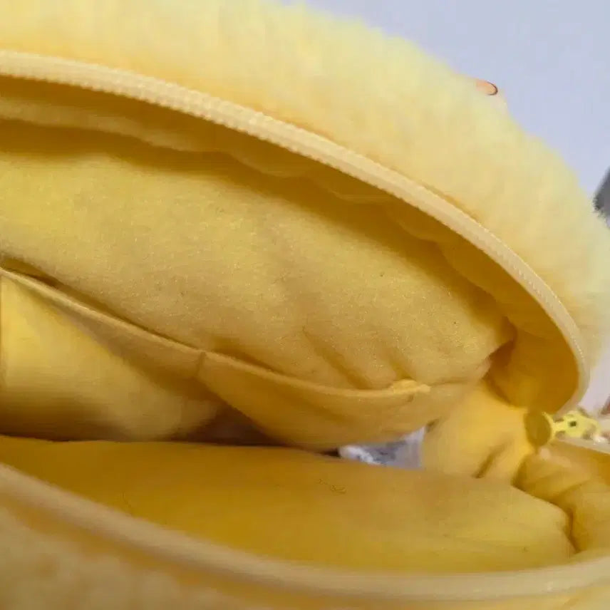 [BUNJANG] Disney Shanghai Pooh Shoulder Bag / Disney Shanghai pooh 상하이 디즈니 푸우 숄더백
