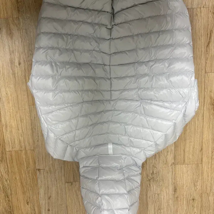 [BUNJANG] Nomoremanual Nubess Glossy Grey Padded Jacket M / 노매뉴얼 누베스 글로시 그레이 패딩